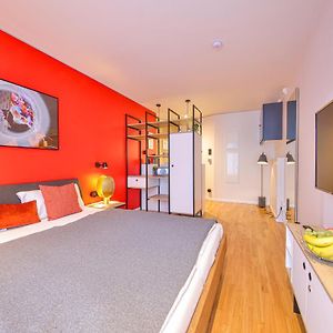 Deluxe Zimmer mit Kingsize-Bett